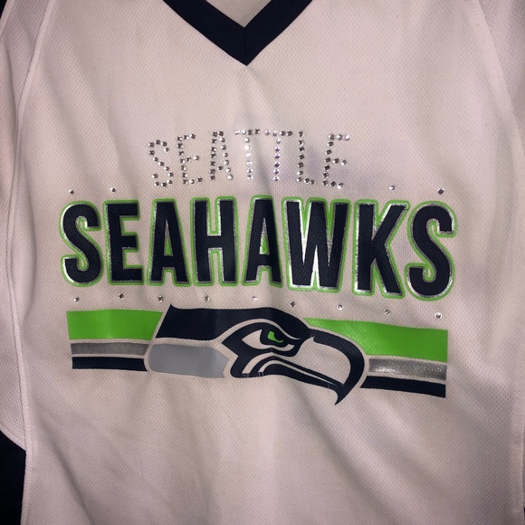 Women Seattle Seahawks sequined short sleeve🏈💚💙 - Picture 6 of 6
